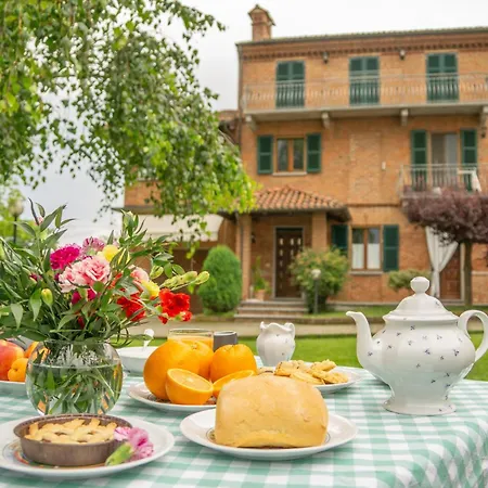Il Respiro Del Borgo Montemagno (Piedmont)