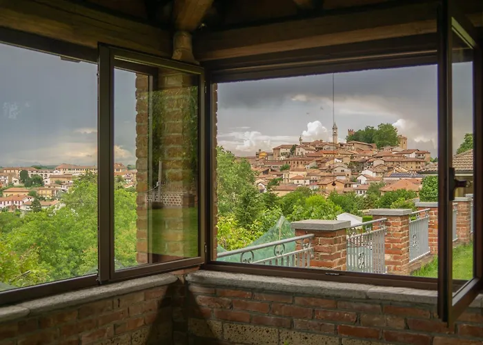 ベッド・アンド・ブレックファスト Il Respiro Del Borgo Montemagno